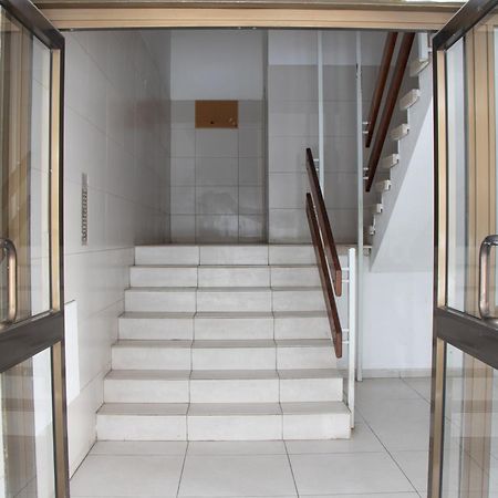 Apartment,Near The Beach Pinikoudes 라르나카 외부 사진